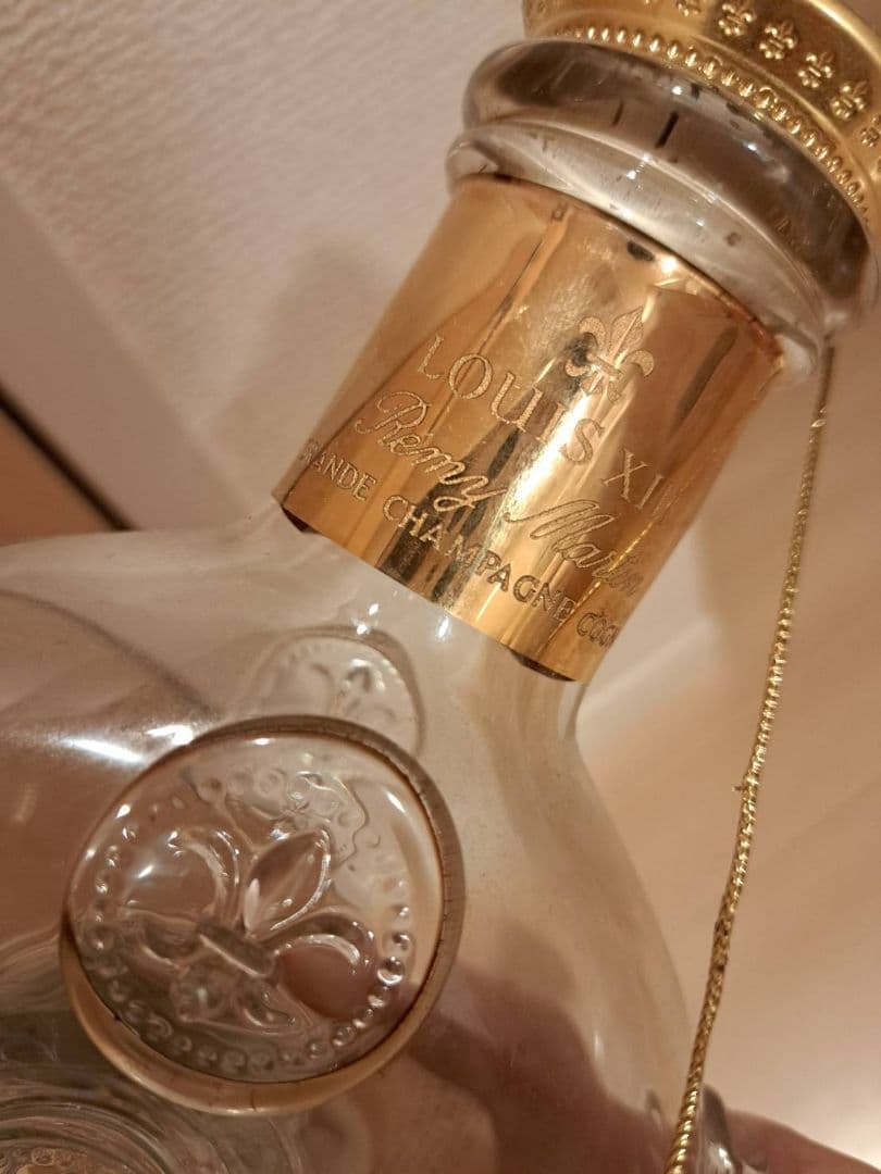 値下げ！55,！希少 レミーマルタンルイ13世 観音開き ボトル本体 。