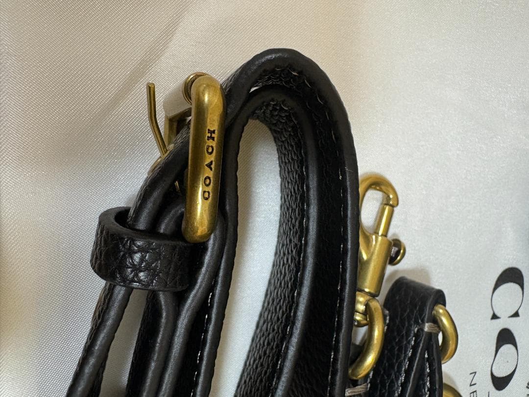 COACH ブラックレザー ハンドバッグ ZB0072