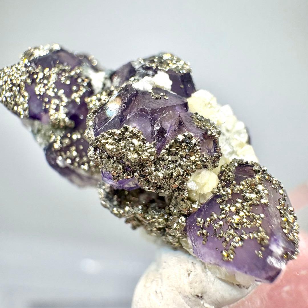 545 中国 内モンゴル産 フローライト&パイライト 中国 内モンゴル産