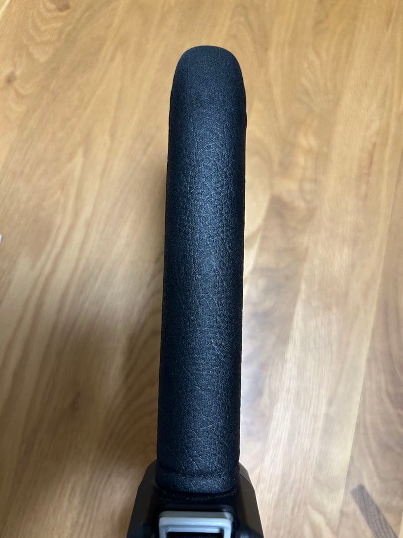 コンビ 新生児チャイルドシート クルムーヴ JJ-550