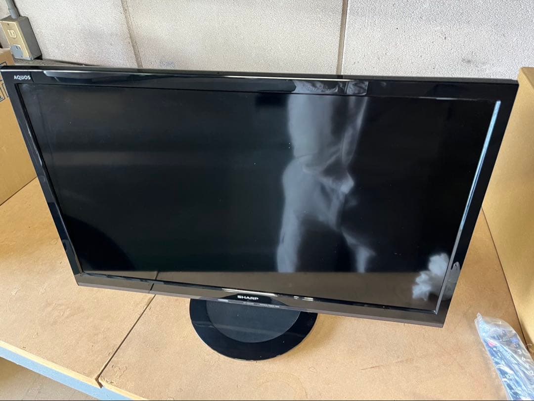 SHARP 液晶テレビ　2T-C24AD 24インチ シャープ AQUOS 2T-C24AD-W [24インチ ホワイト系] 価格比較 - 価格.com