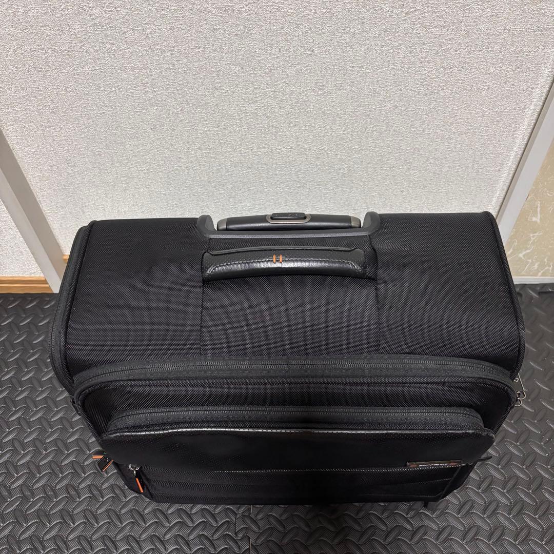 Hiii.＊様向け【美品ワケ有り】サムソナイト ヴェロン2 スピナー