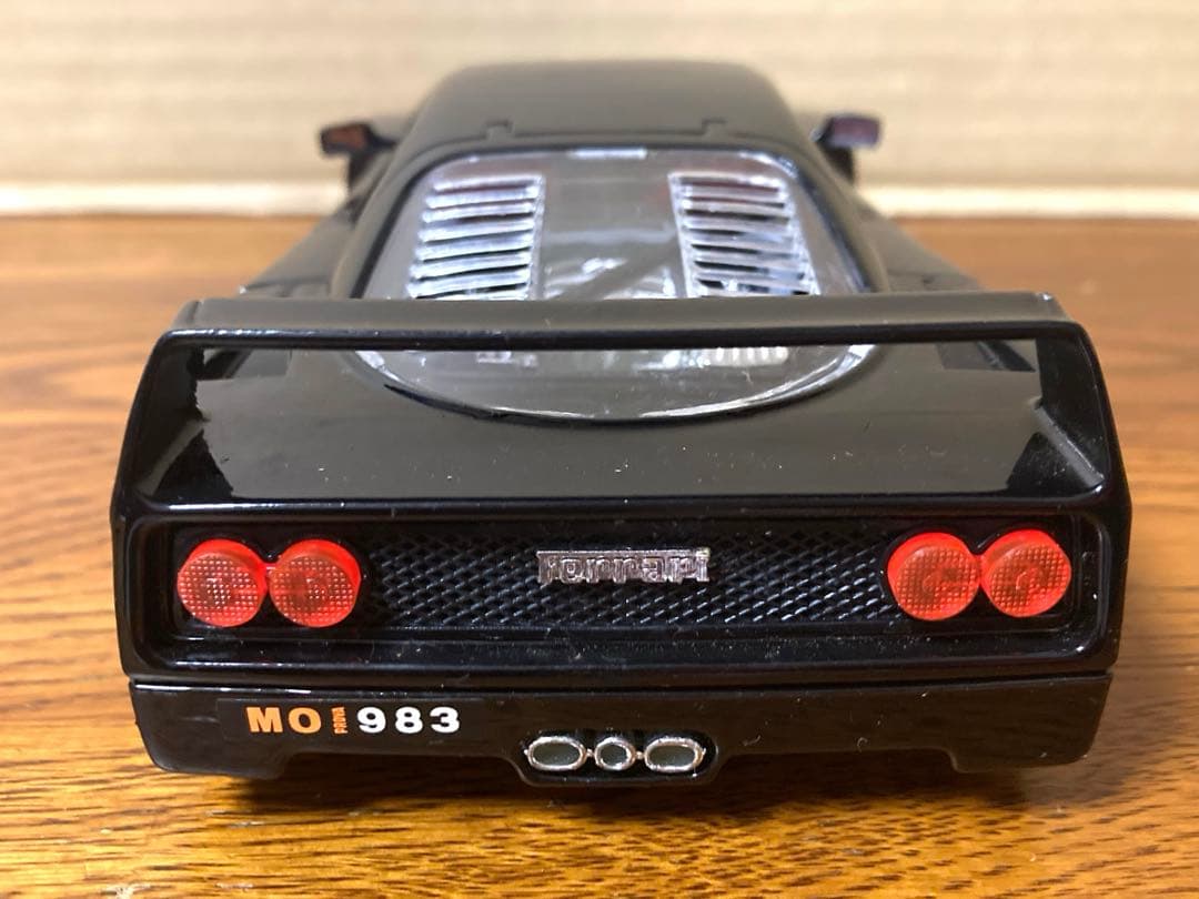 イタリア製 ブラゴ フェラーリ Ferrari F40 1/24 ミニカー