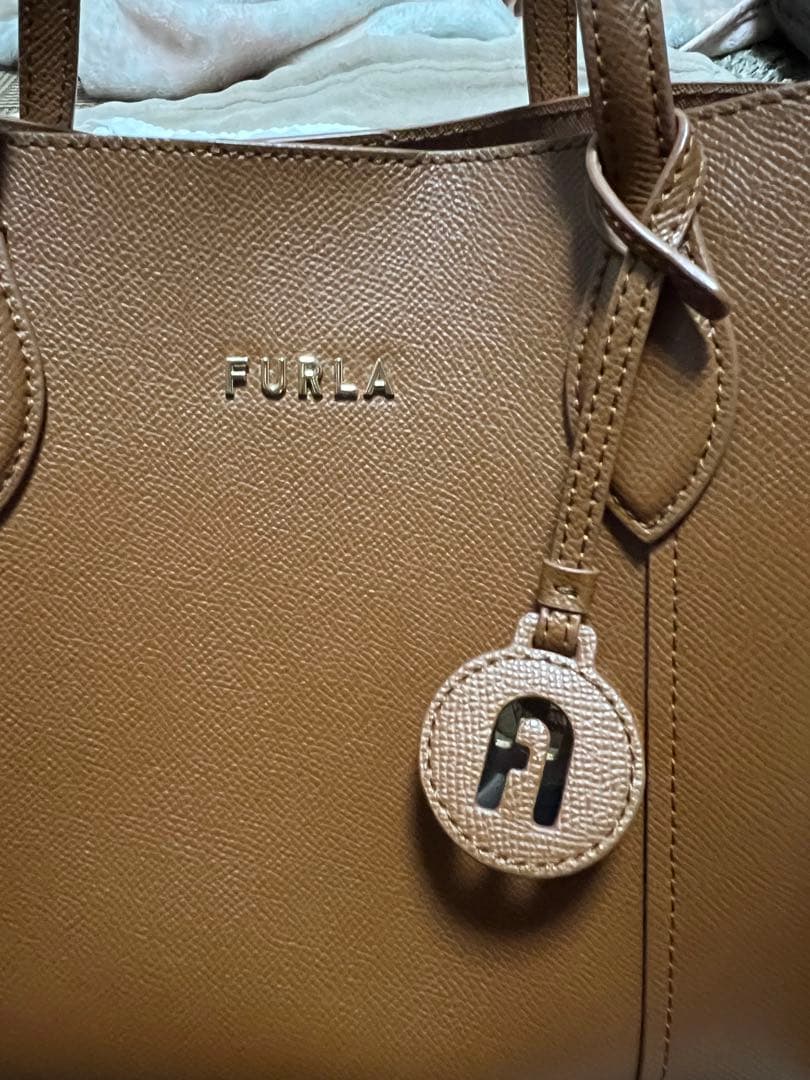 FURLA レザートートバッグ　⭐︎美品⭐︎