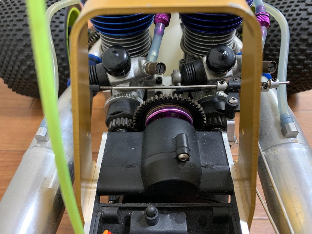 HPI サベージ ツインエンジンOS MAX-VG30 x2基