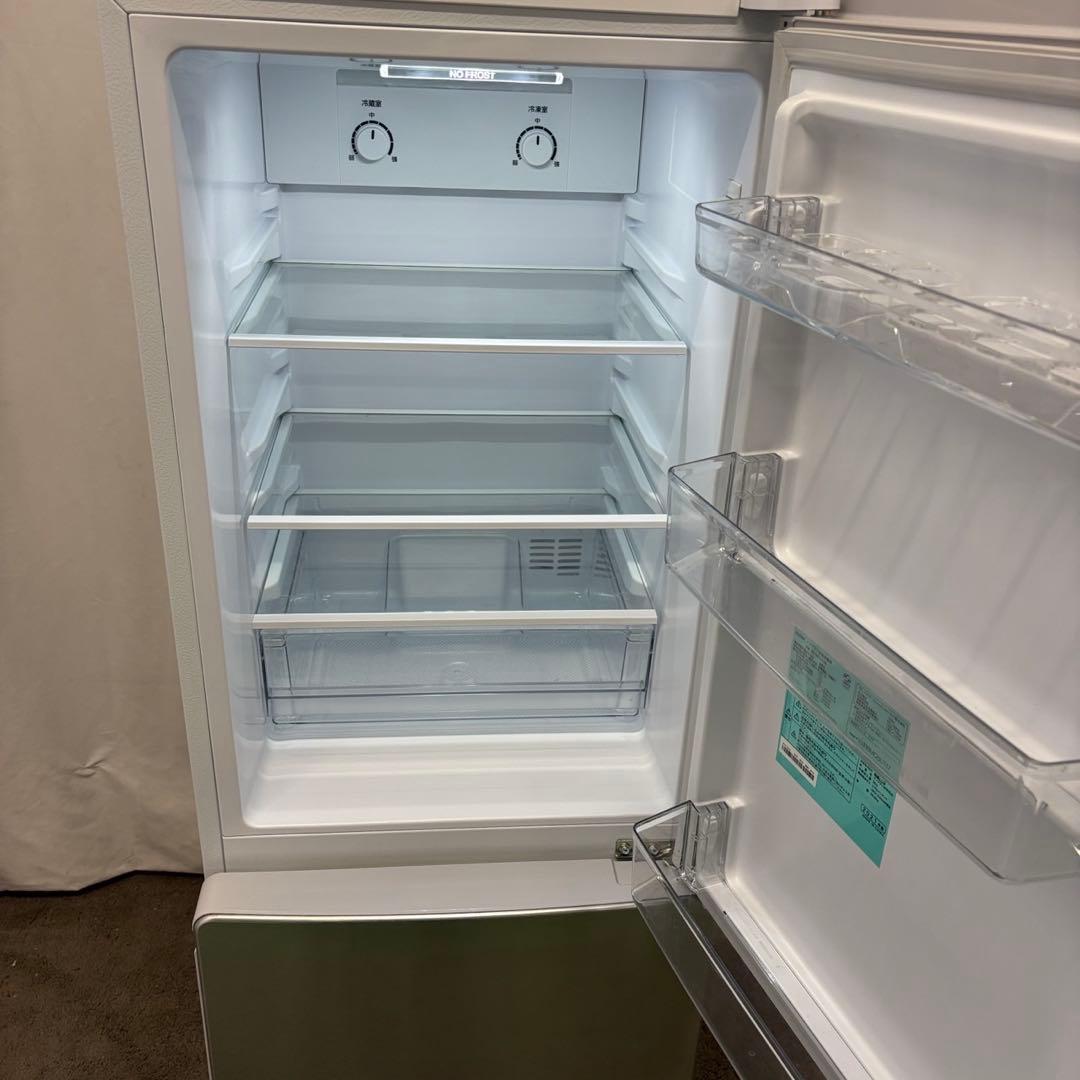 940⭕️冷蔵庫　Haier　一人暮らし　単身　大きめ　綺麗　右開き　設置無料
