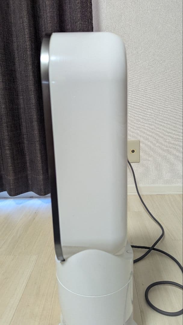 ダイソン扇風機　セラミックファンヒーター　AM09　2020年製