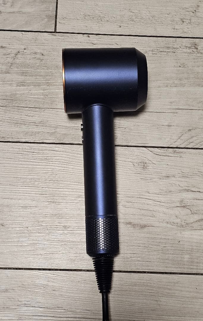 年始限定　保証付　ダイソン　メンテナンス済み　dyson hd08　ダークブルー