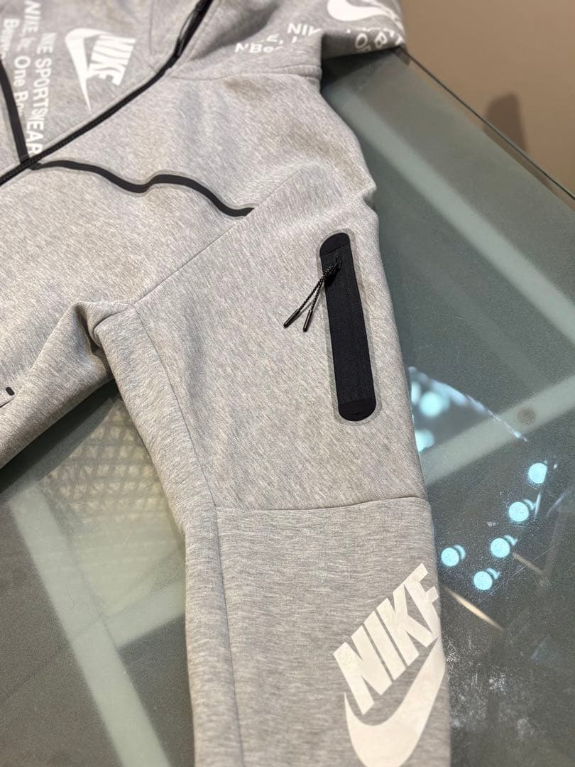 最終価格Nike テックフリースパーカー　2XL