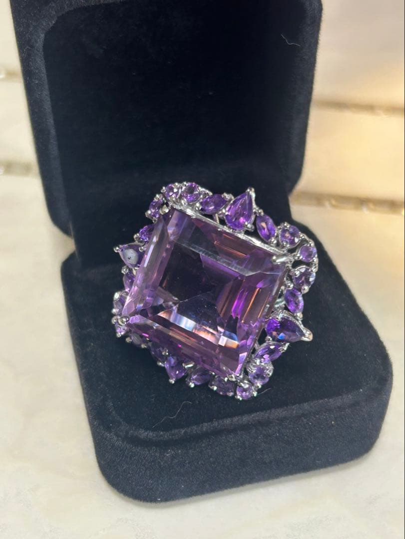 マ*ー様 天然石アメシストスクエア特大サイズ13号