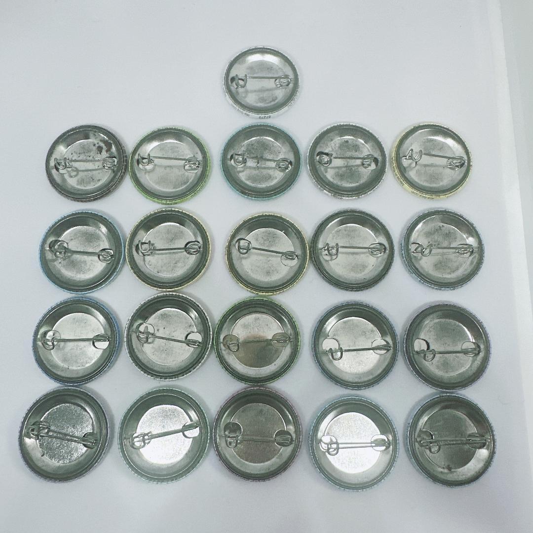 【新品 未使用】ジョジョの奇妙な冒険 缶バッジ 21種セット