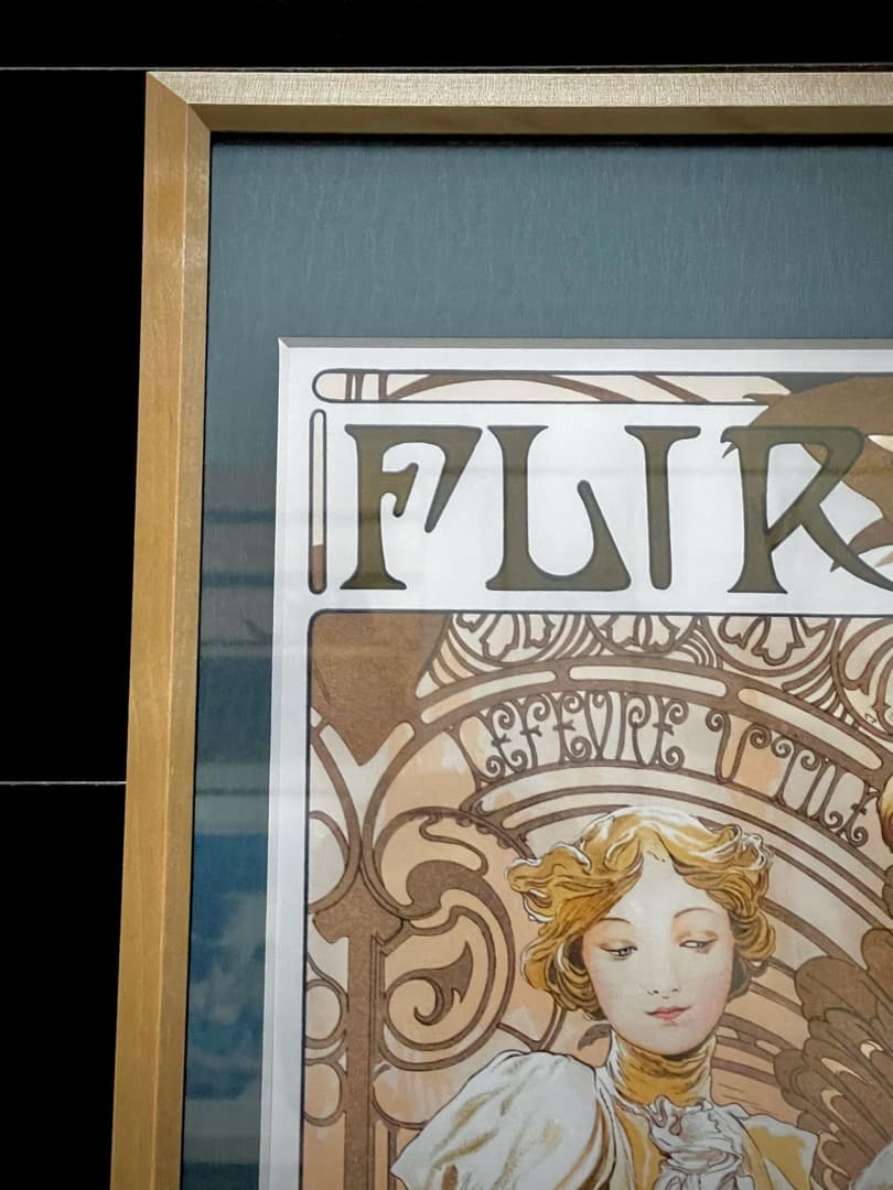 ミュシャ 浮気女 1899年額縁つきアート絵画