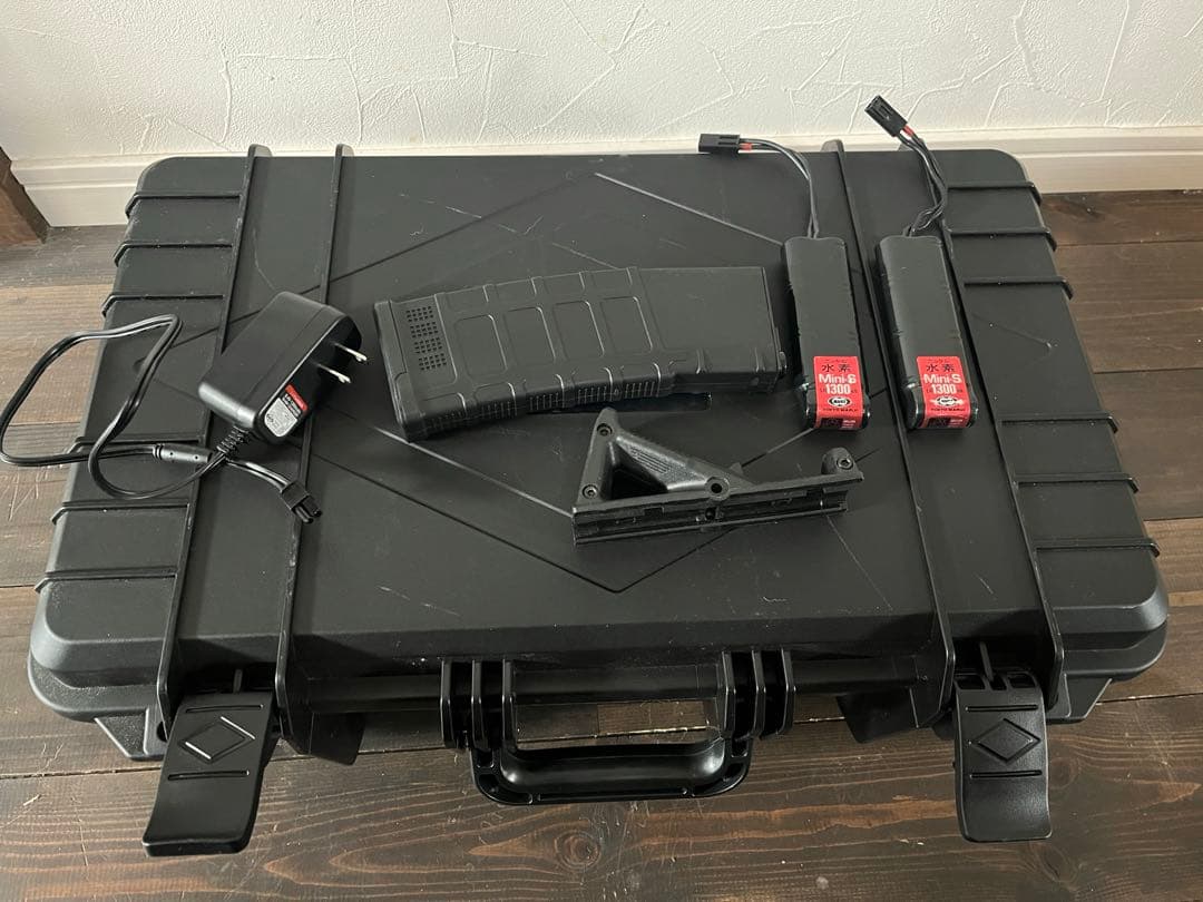 東京マルイ M4 PATRIOT HC 純正バッテリー、ハードケース他　セット