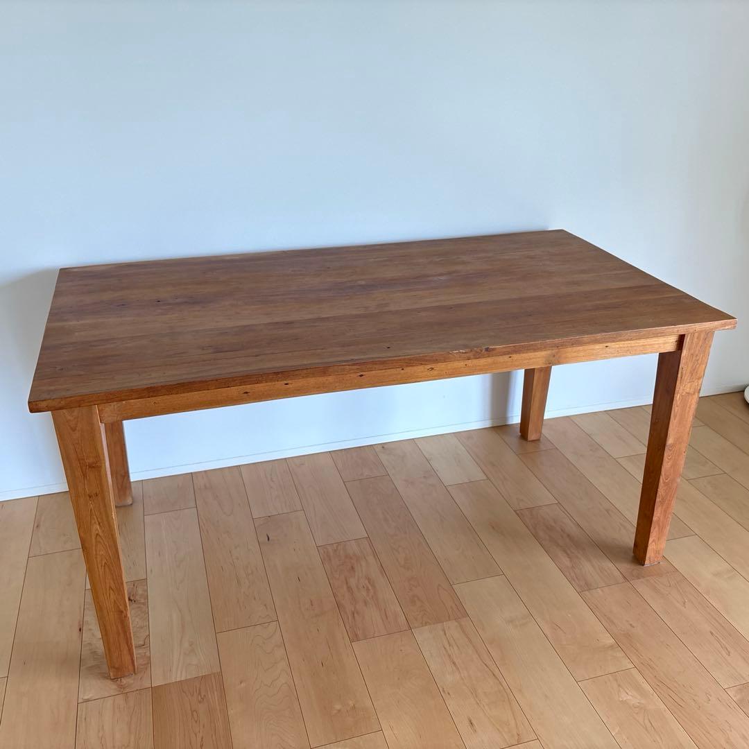 無垢材チーク・ダイニングテーブル （KNOLL）