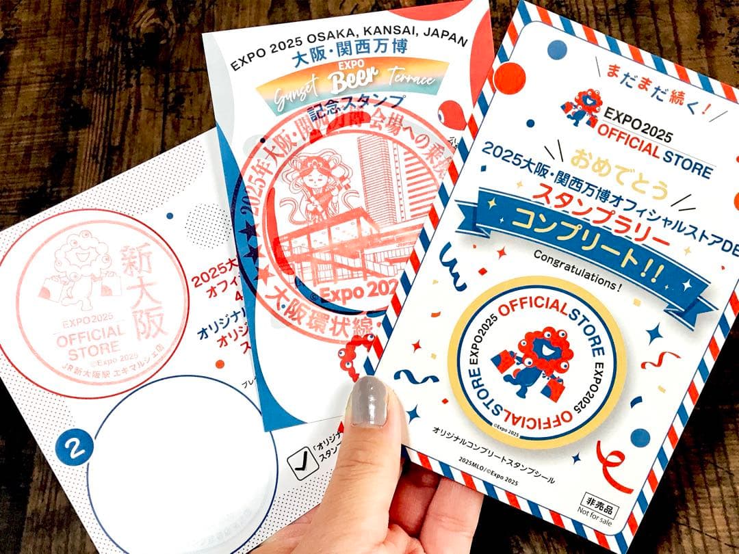 【初耳怪談　おばけ ミャクミャク Tシャツ、タオル、シール等の6点セット】万博