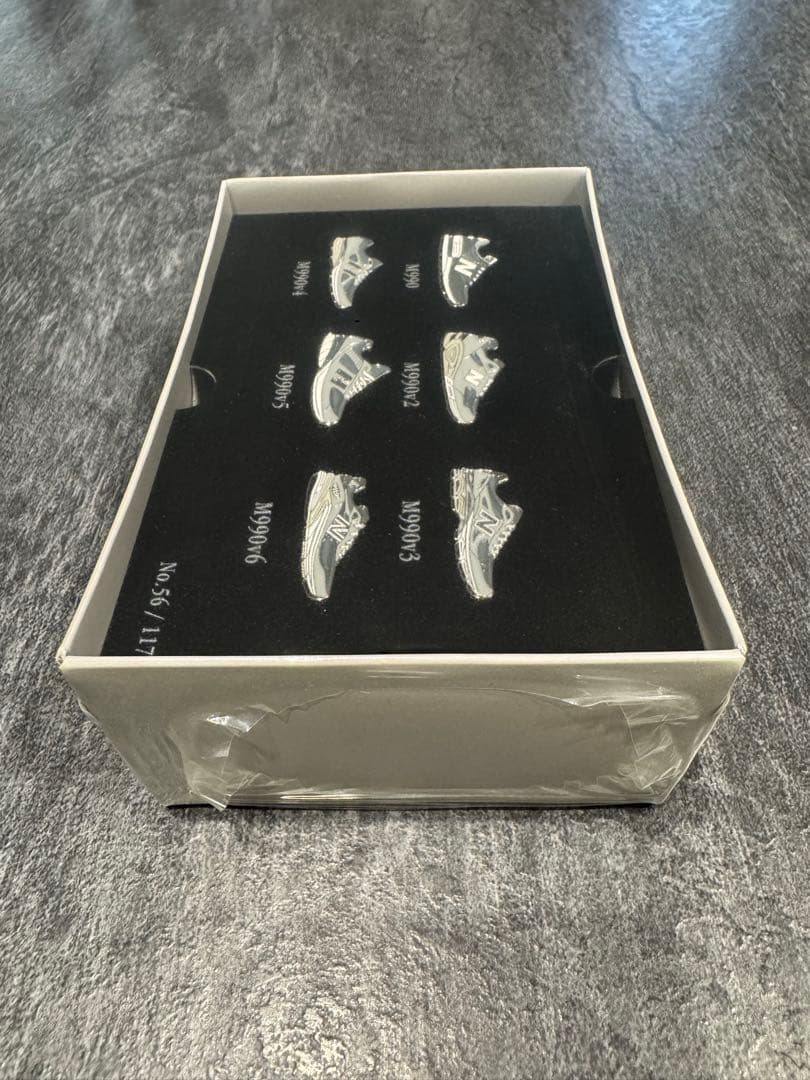 New Balance 990 ピンズ スペシャルBOX