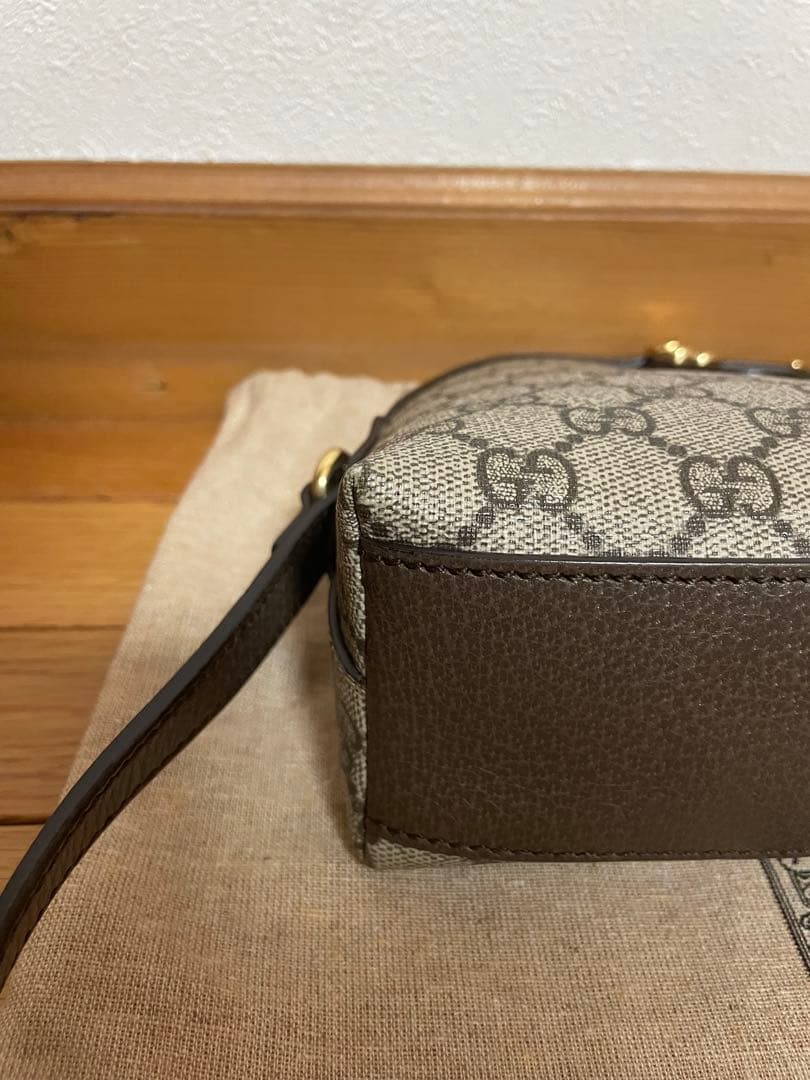 GUCCI レディースショルダーバッグ【最終お値下げ価格】