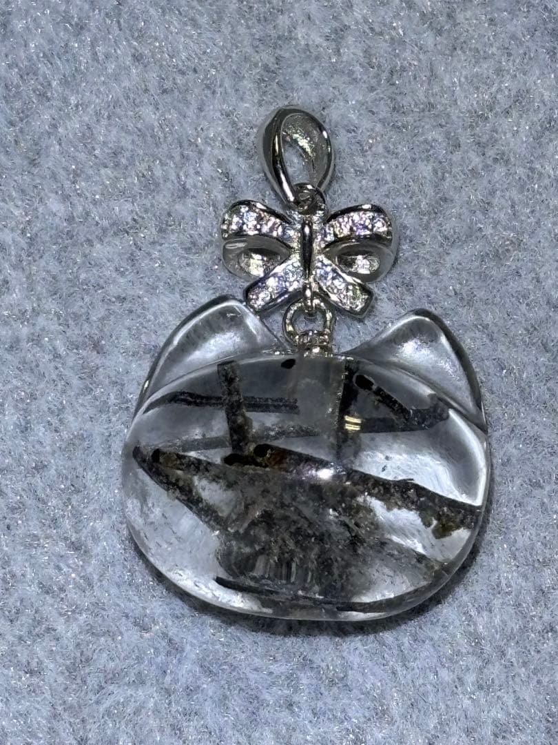 猫型トルマリンインクォーツペンダントトップ 世界に一つだけの