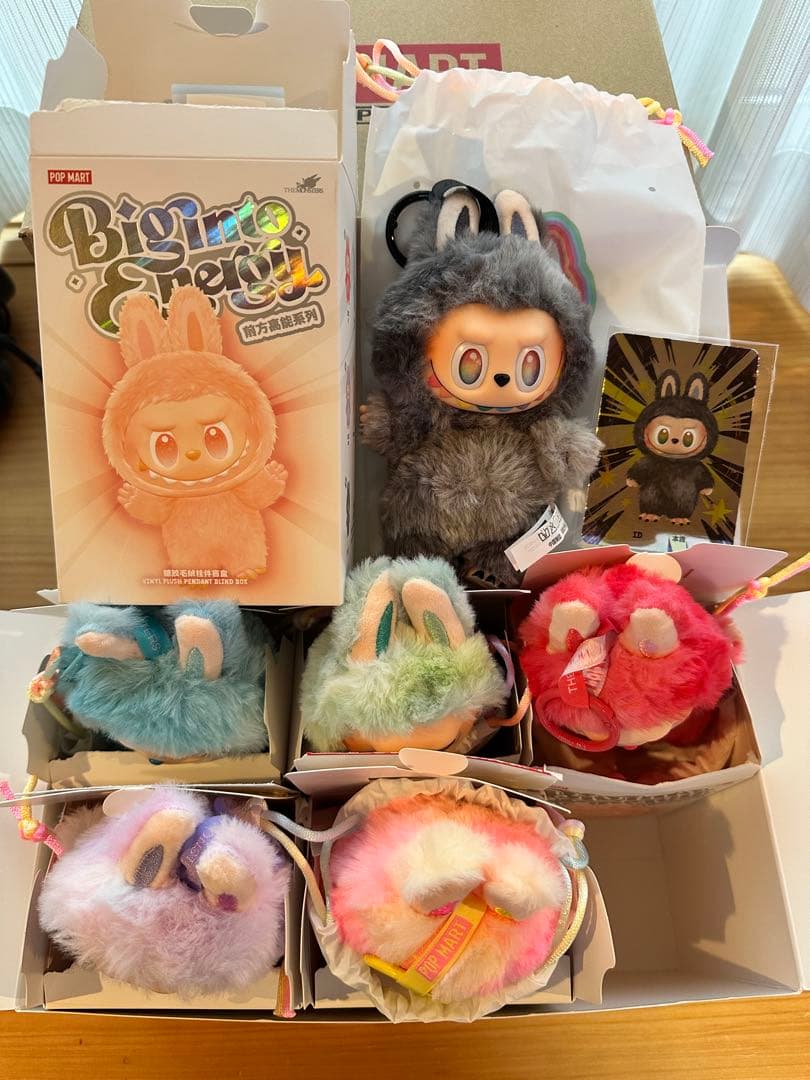ぬいぐるみ Pop Mart LABUBU Big into Energy SECRET