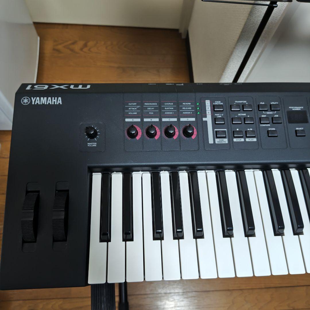 YAMAHA MX61 シンセサイザー 61鍵 動作良好 スタンド付 付属品多数