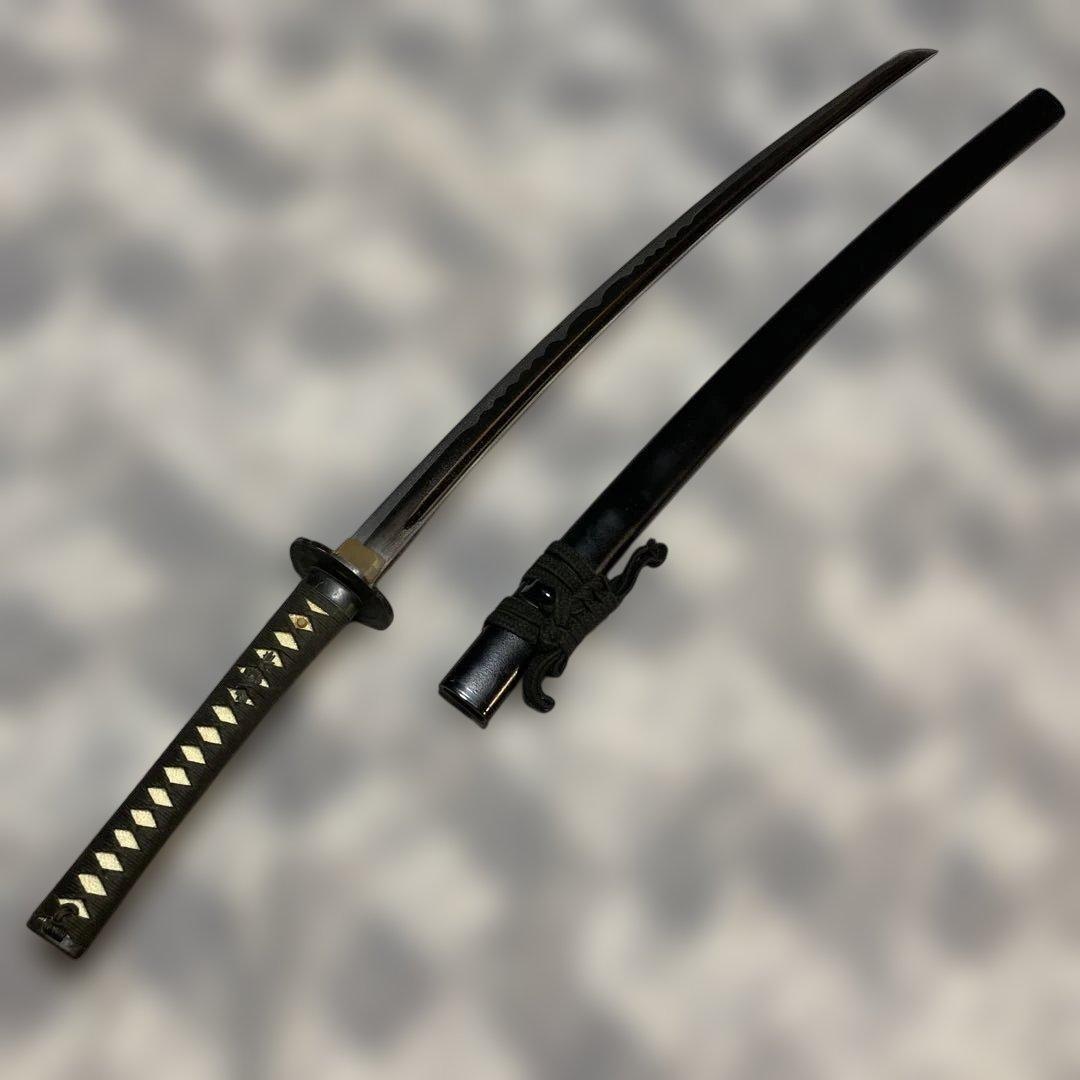 居合刀大刀 黒柄 竹笹図木瓜鍔 黒梨地鞘