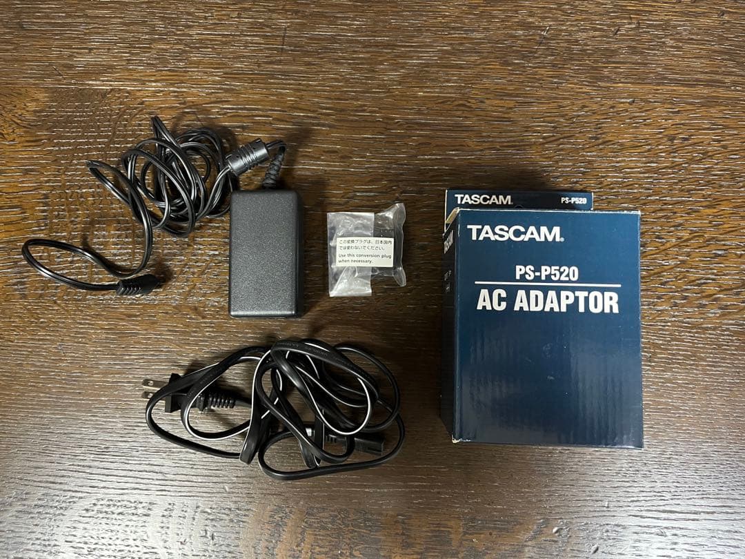 TASCAM CD-GT2 ポータブルギター練習機