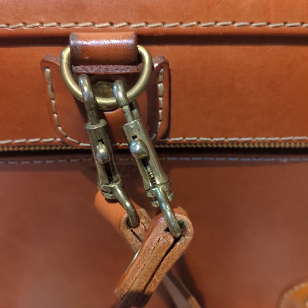 【メルカリ歳価格】HERZ サッチェルバッグ