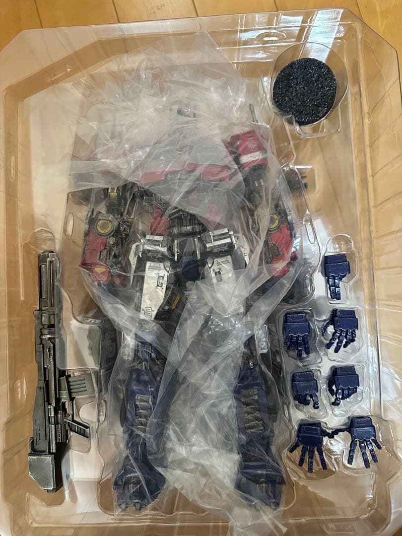 threezero DLX オプティマスプライム サイバトロン星モード