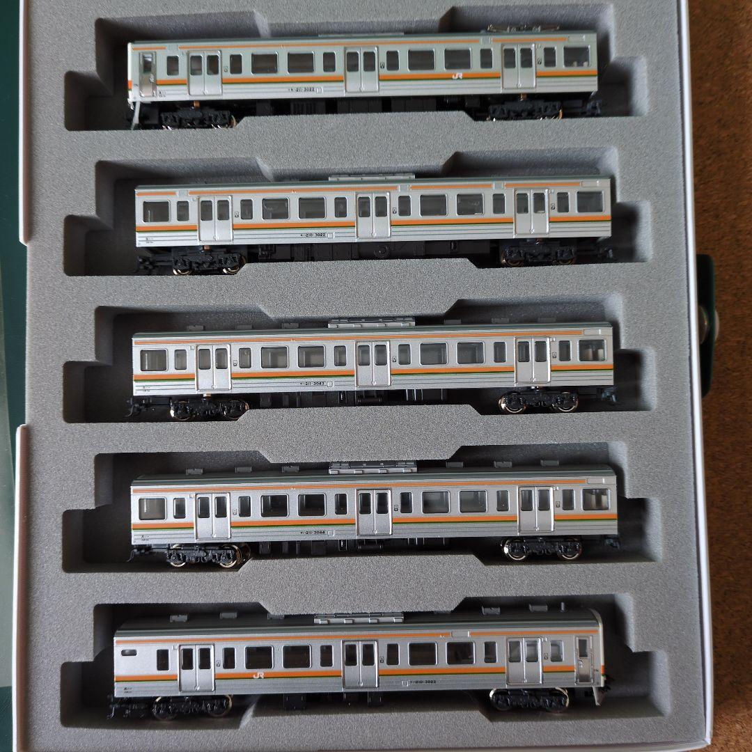 KATO　10-424　211系3000番台5両基本セット