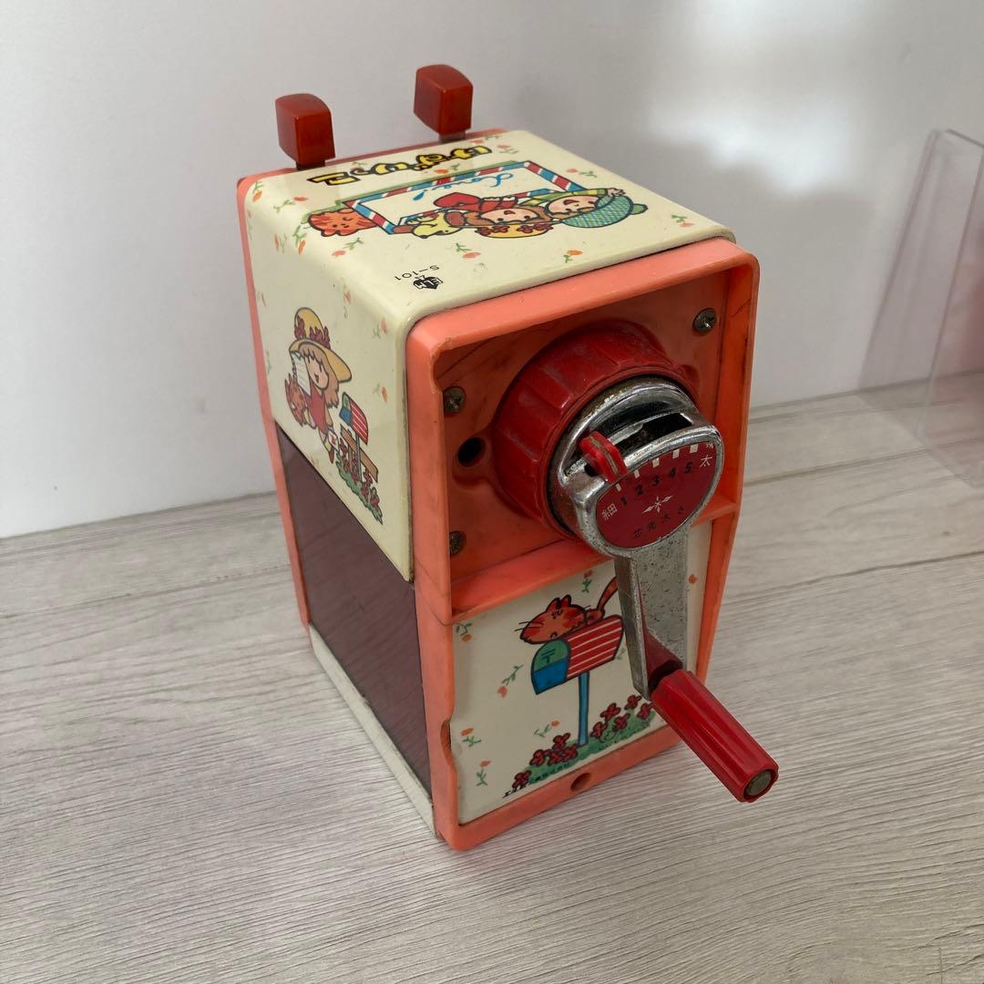 昭和レトロ えんぴつ削り けずりっこ - メルカリ