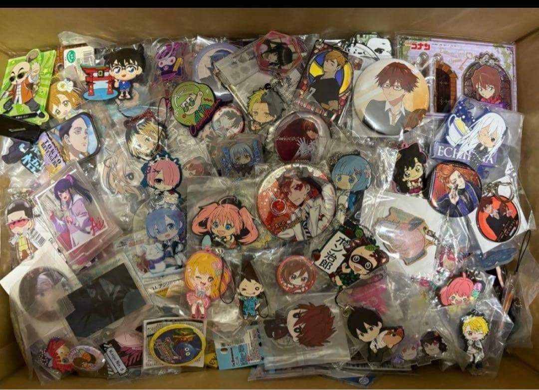 アニメ キャラクターグッズ 大量 缶バッジ アクリルスタンド まとめ売り