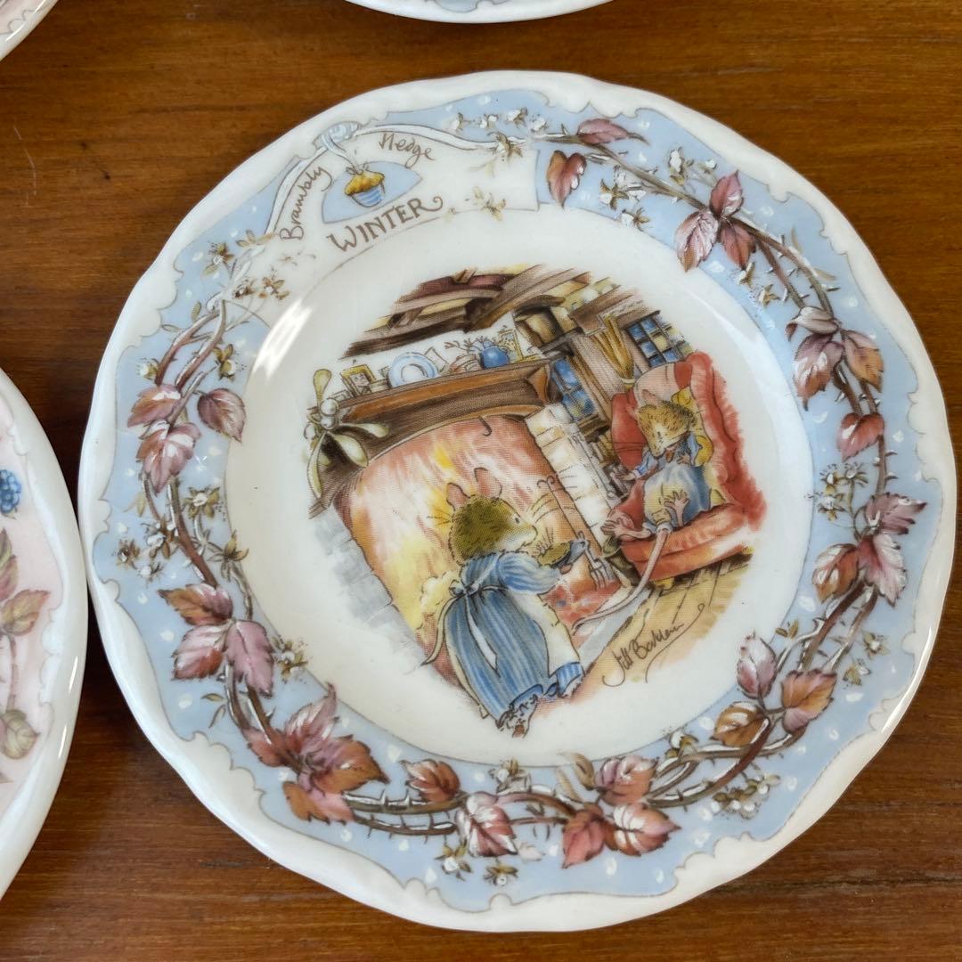 英国 ロイヤルドルトン ブランブリーヘッジ ミニチュア ティーセット