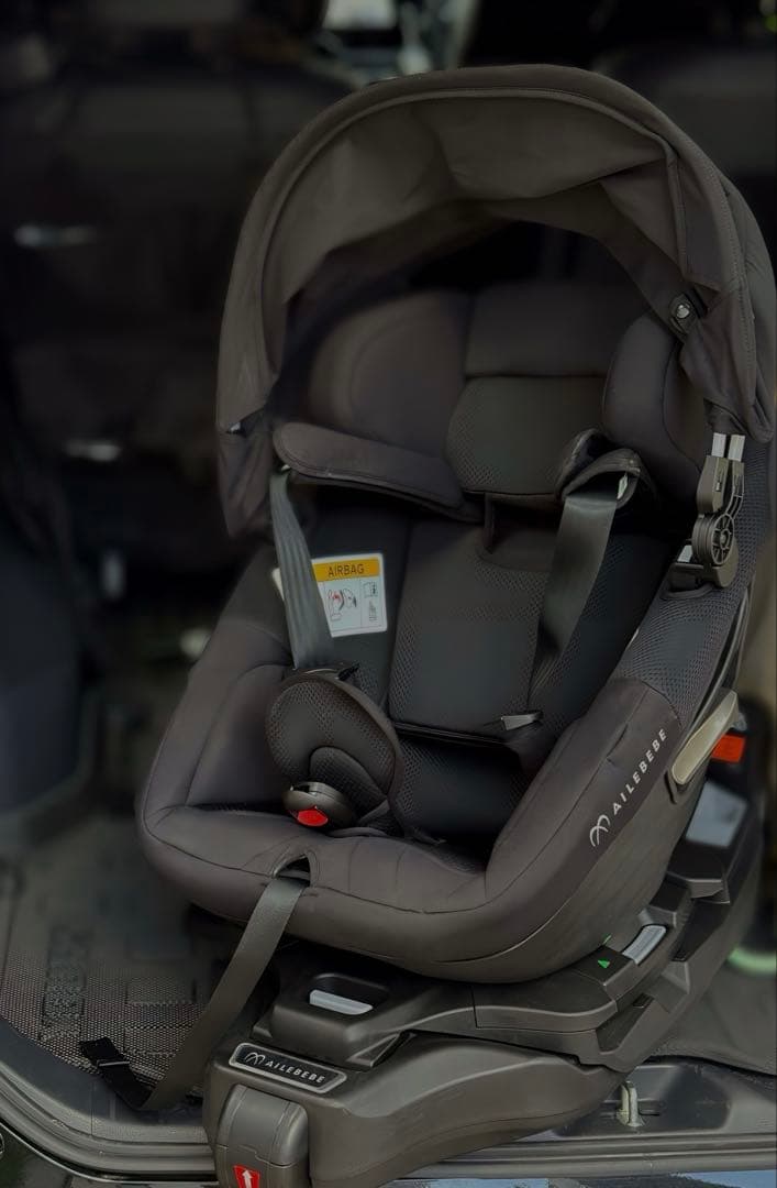 AILEBEBE KURUTTO SLIDE 車用チャイルドシート