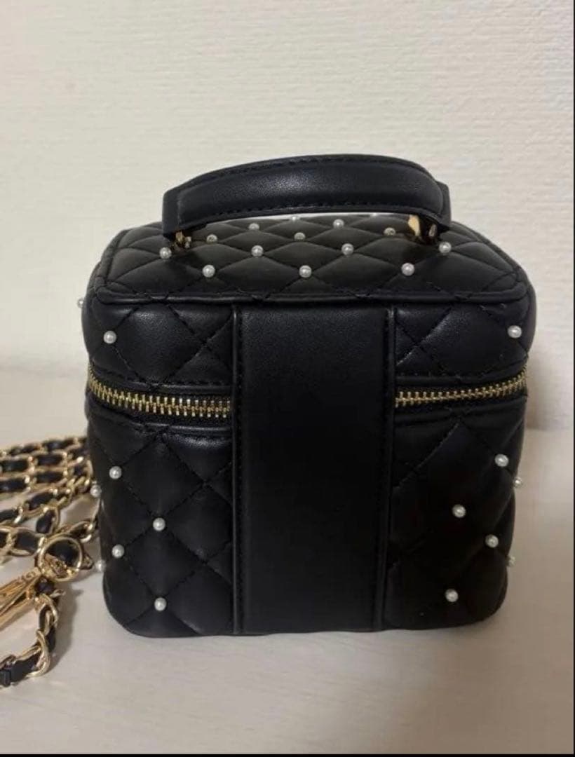 Darich ダーリッチ キルティングパールスクエアミニバッグ ブラック