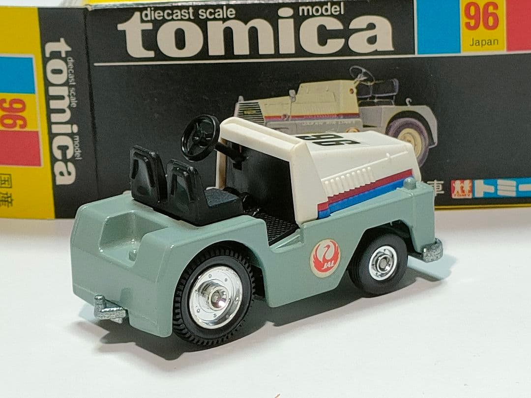 黒箱トミカ96 JAL日本航空コンテナ牽引車+100 JAL日本航空コンテナ