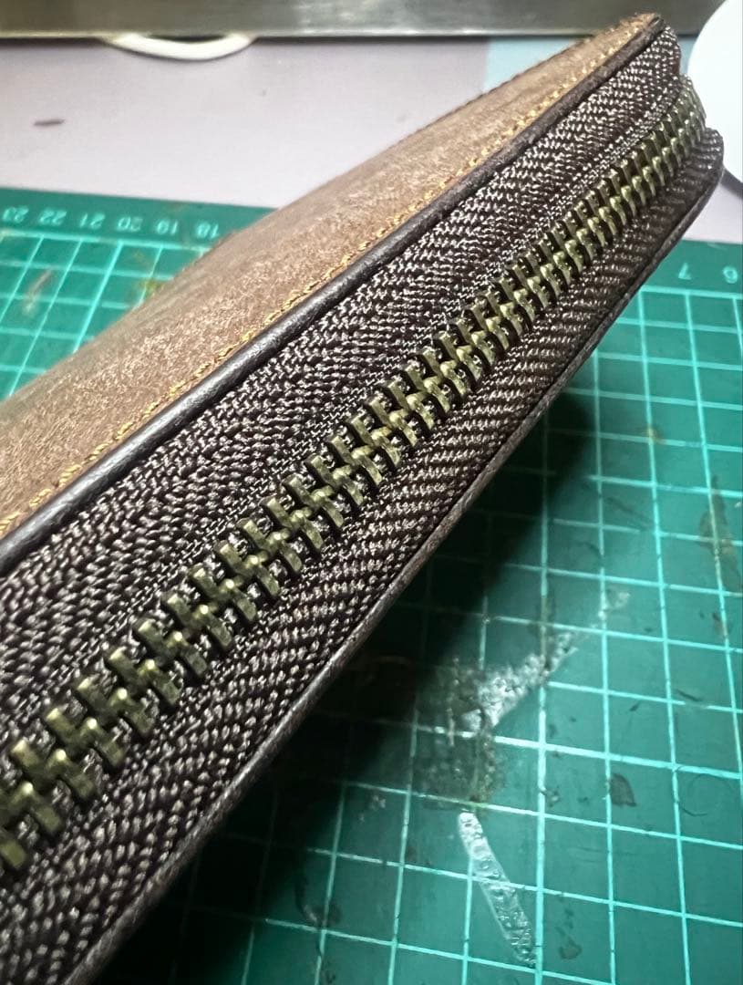 そ*ー様 プエブロ　ラウンドジップペンケース　（検 野原工芸　工房楔　こぶた　D