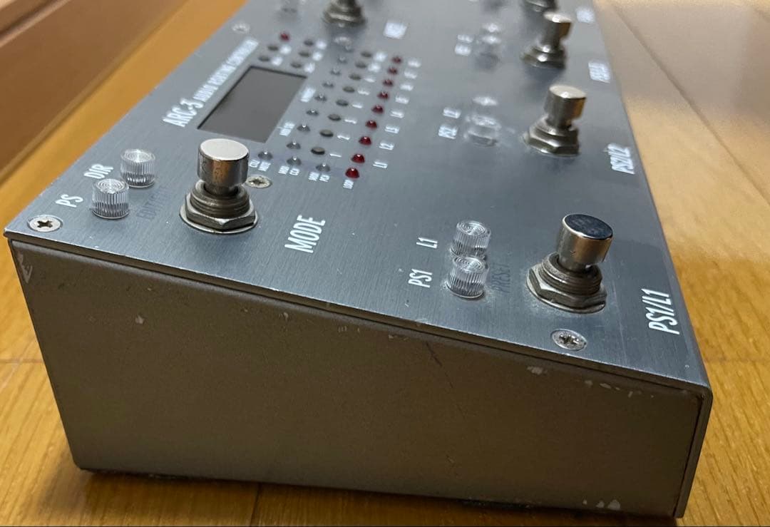 Free The Tone ARC-3 プログラマブルスイッチャー