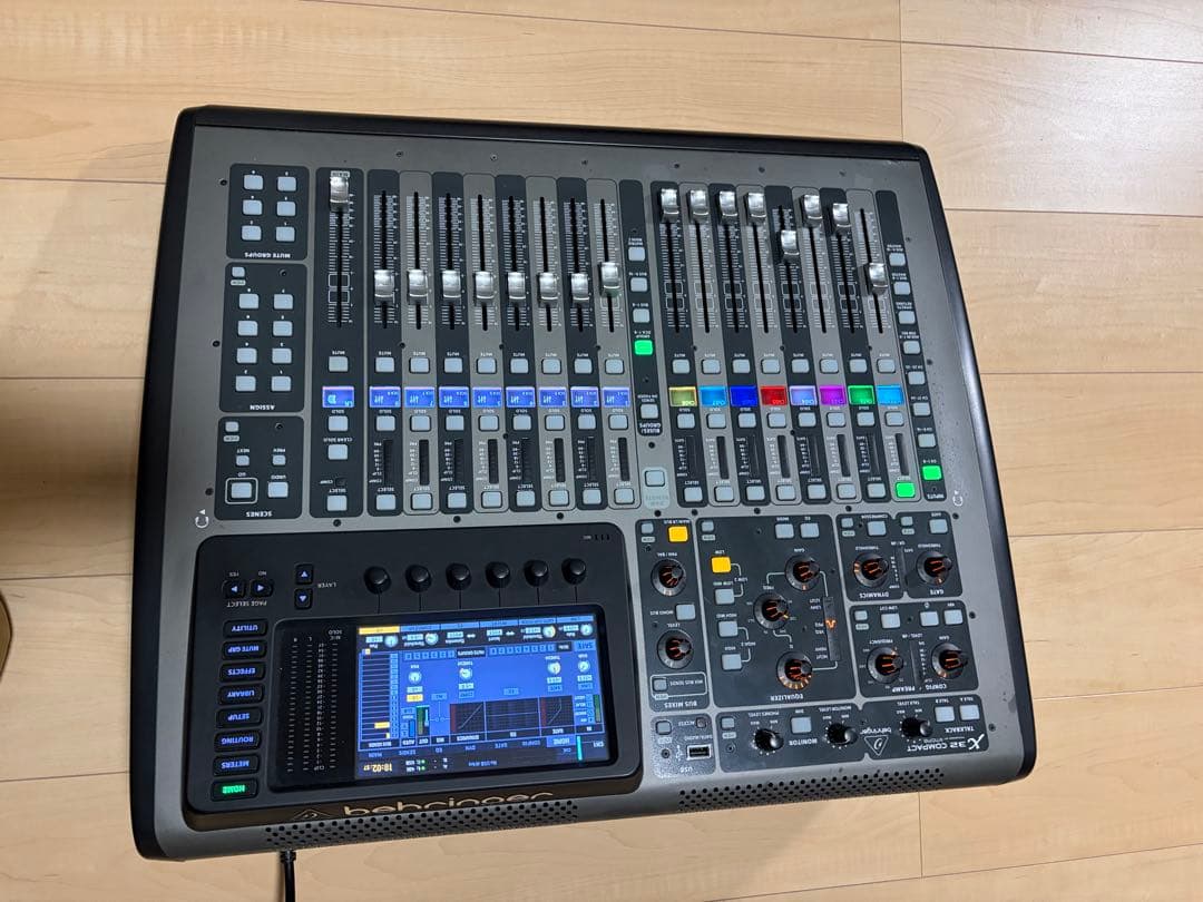 Behringer x32 compact デジタルミキ