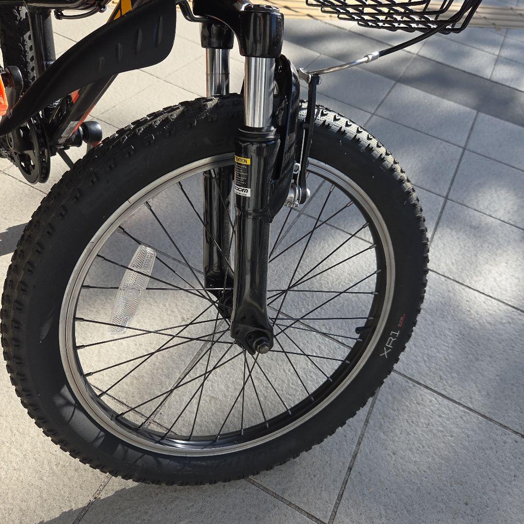 Trek キッズ自転車 20インチ ブラック/オレンジ (東京都中央区引取のみ)