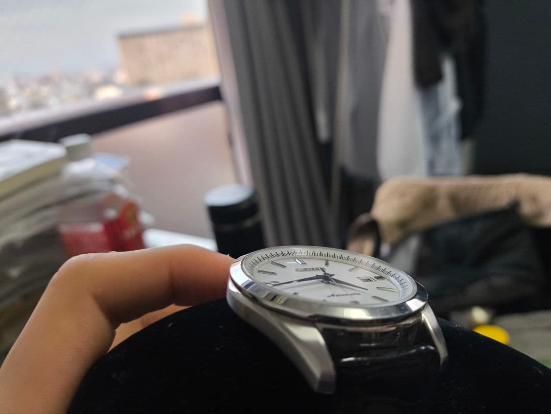 時計 citizen NB1041-17A