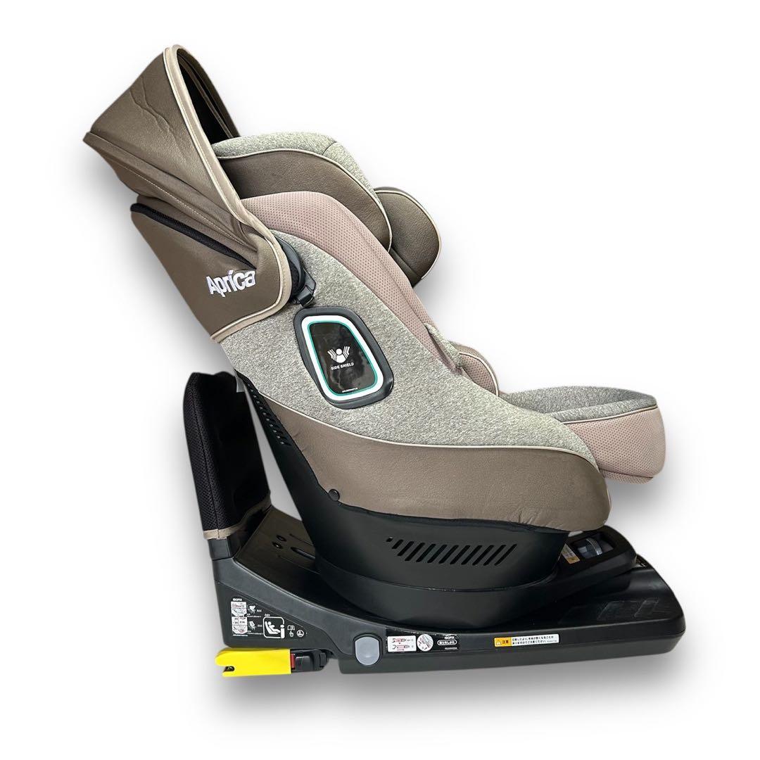 Aprica クルリラ プラス 360° セーフティー isofix ブラウン
