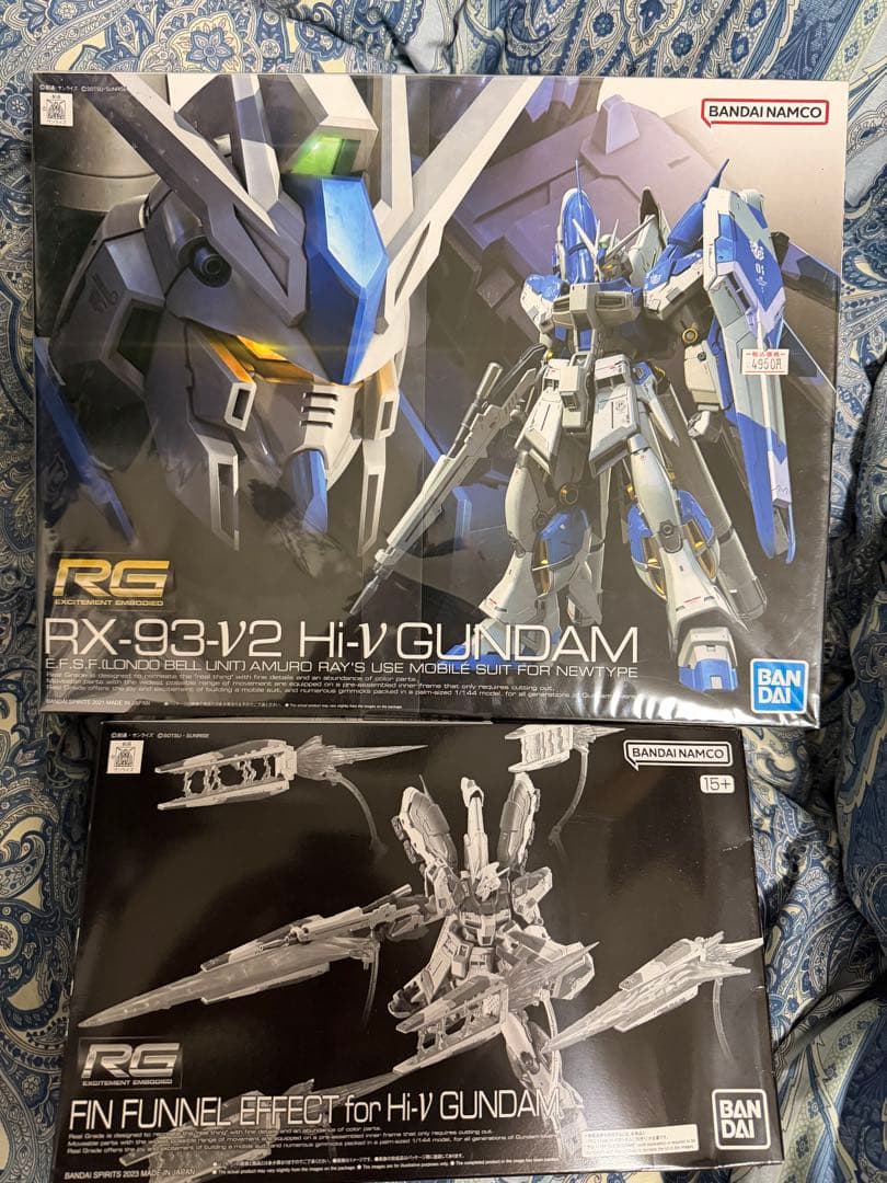 ロボット RG Hi-VGundam & Fin Funnel Effect RG Hi-V Gundam with Fin Funnel Effect parts : r/Gunpla