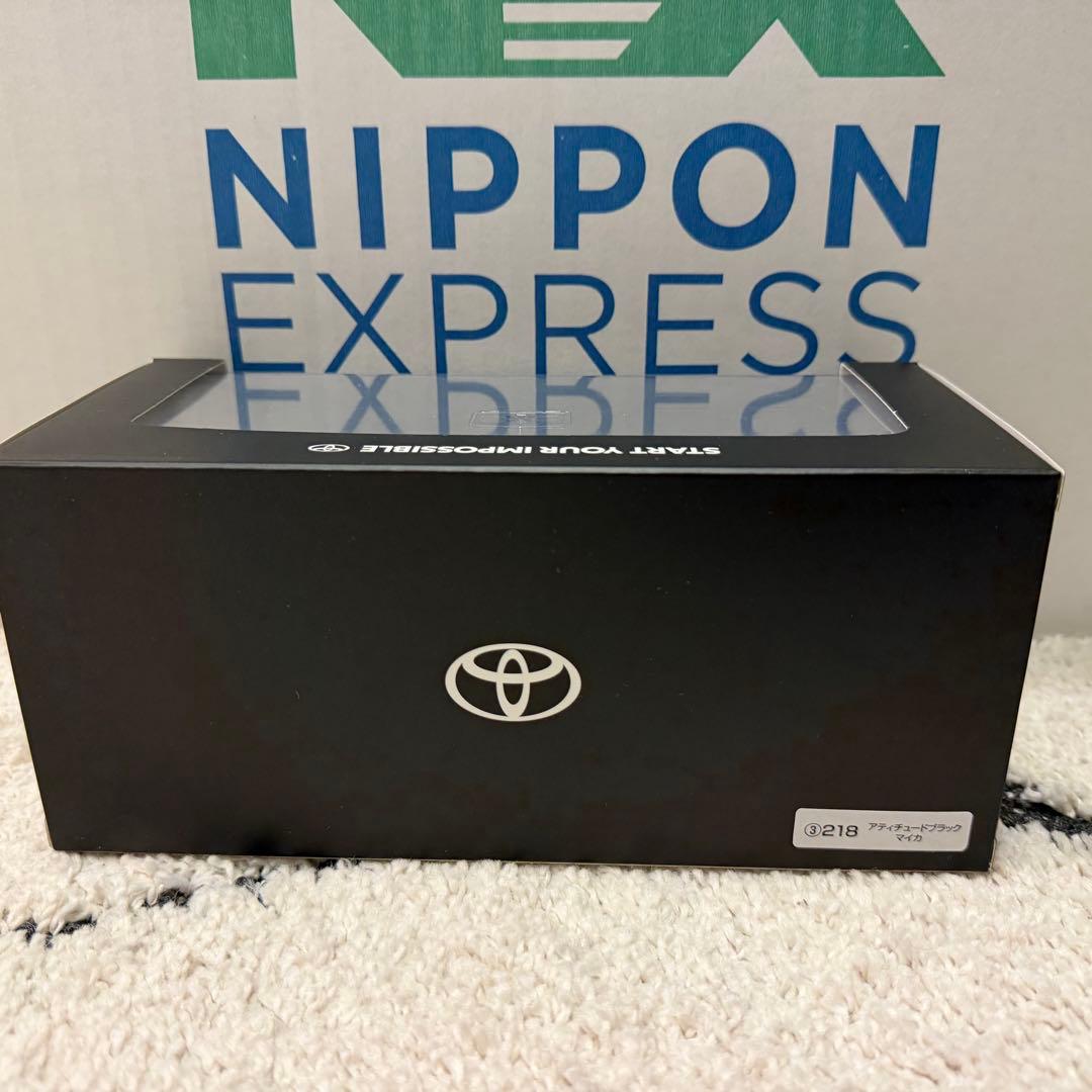 トヨタ bZ4X(後期) カラーサンプル ミニカー