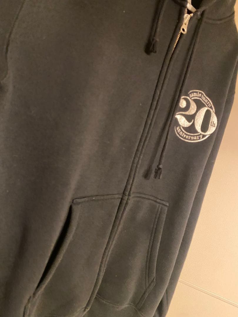 激レア】安室奈美恵20周年記念パーカー