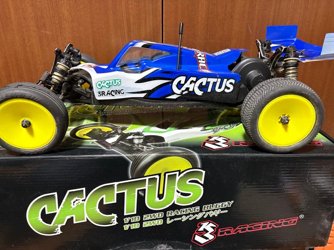 3Racing Cactus カクタス　1/10 バギー 青/白