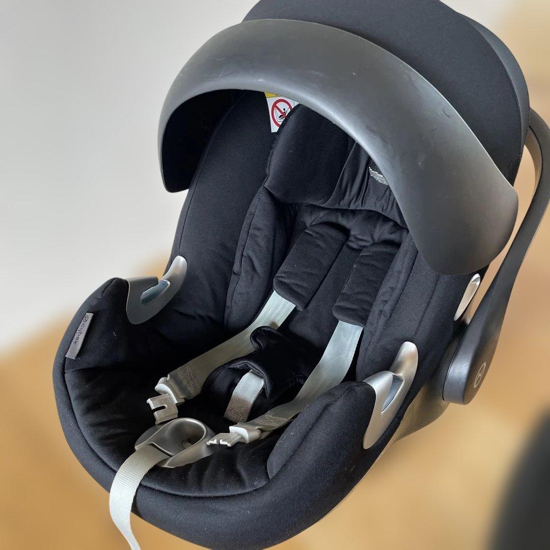 Cybex サイベックス　ATON Q チャイルドシート　ベース付