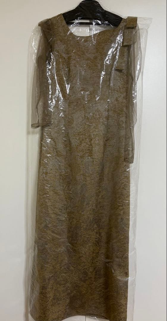 スーツ・フォーマル・ドレス miku