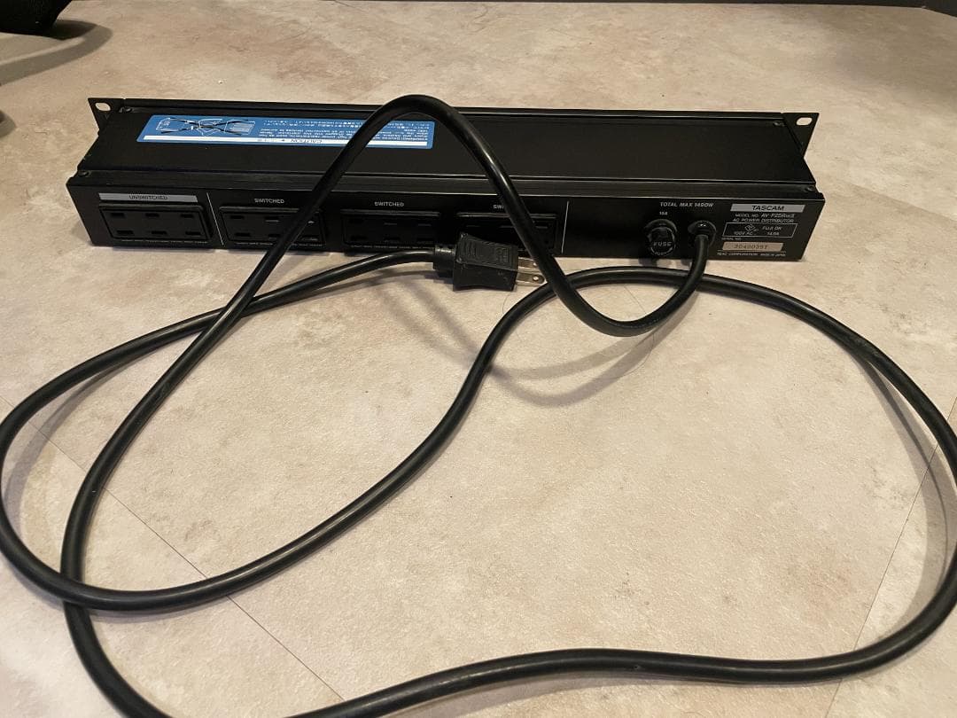 TASCAM パワーディストリビューター コンディショナー AV-P25RMK2