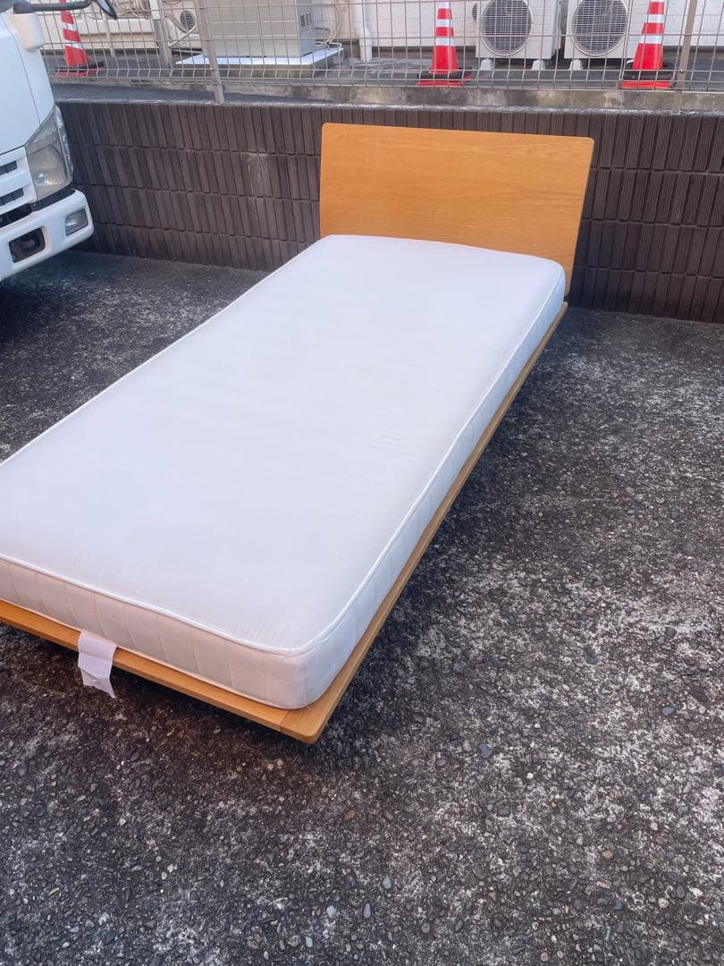 【引取限定】無印良品　ベッド　フレーム　マットレス　シングル　葛飾区