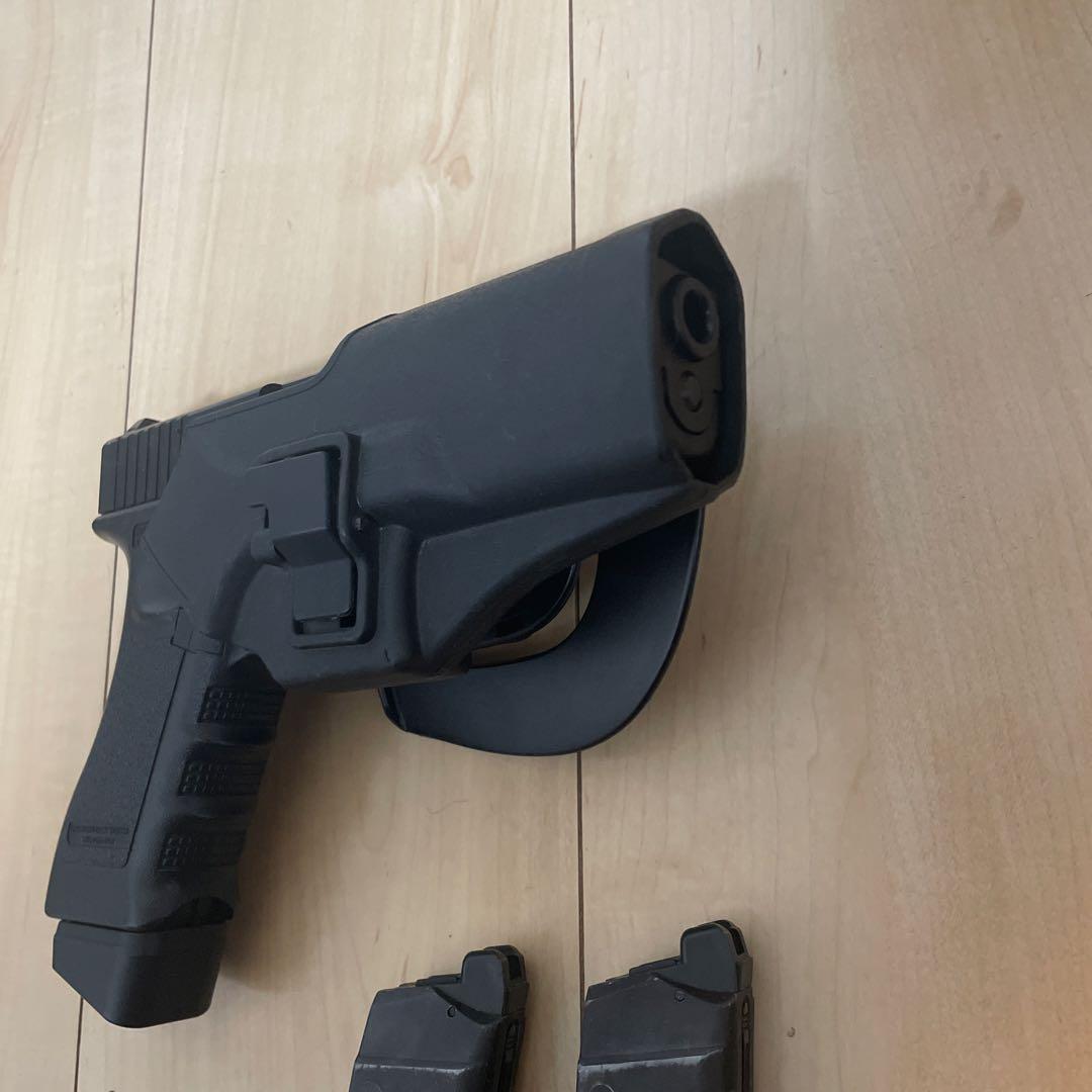 東京マルイ　Glock 17 gen3ハンドガン マガジン　　専用ホルスター付き